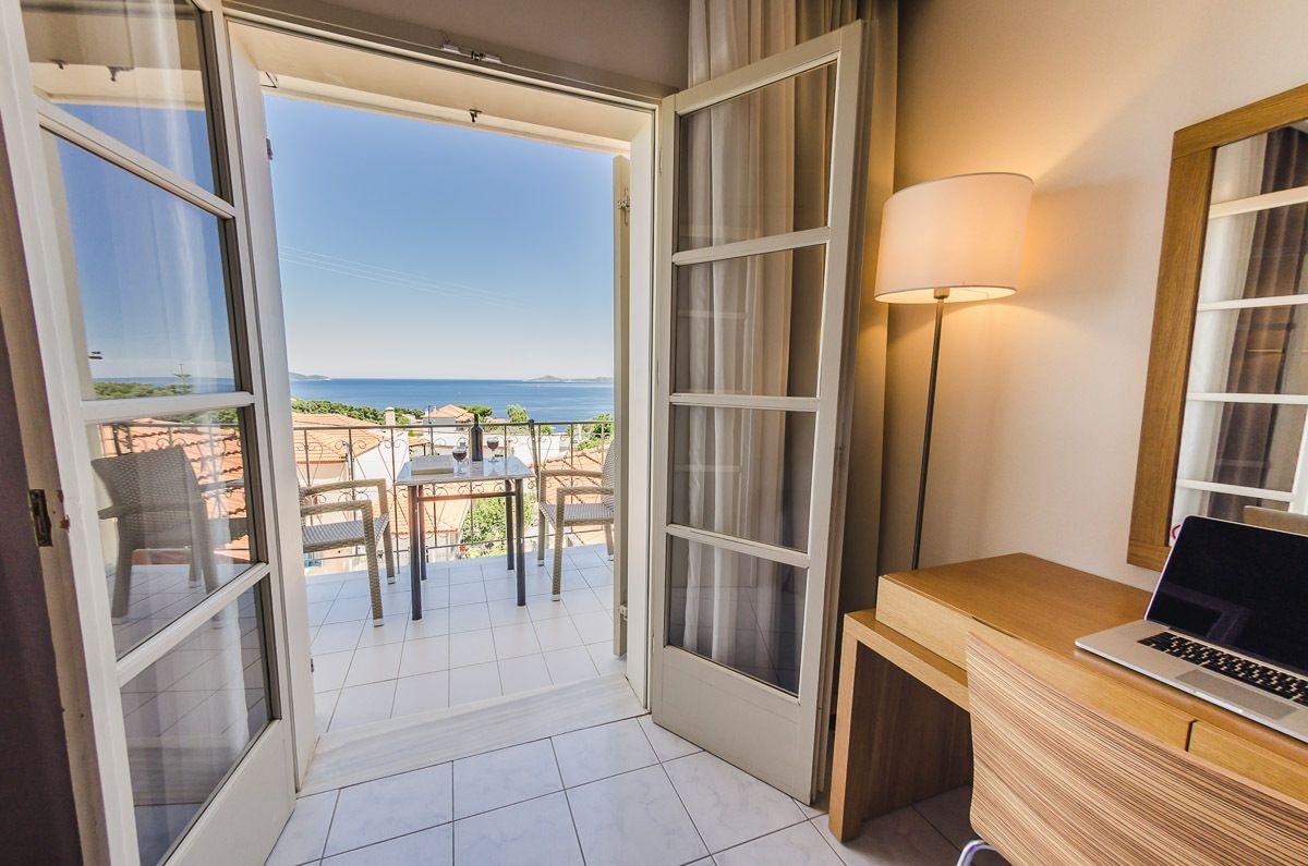 Hotel Nereides Патитири Экстерьер фото